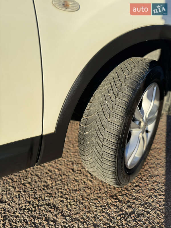 Позашляховик / Кросовер Nissan Qashqai 2011 в Долині