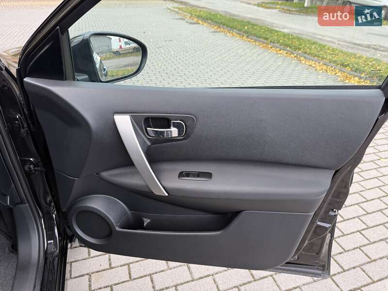 Внедорожник / Кроссовер Nissan Qashqai 2013 в Бродах