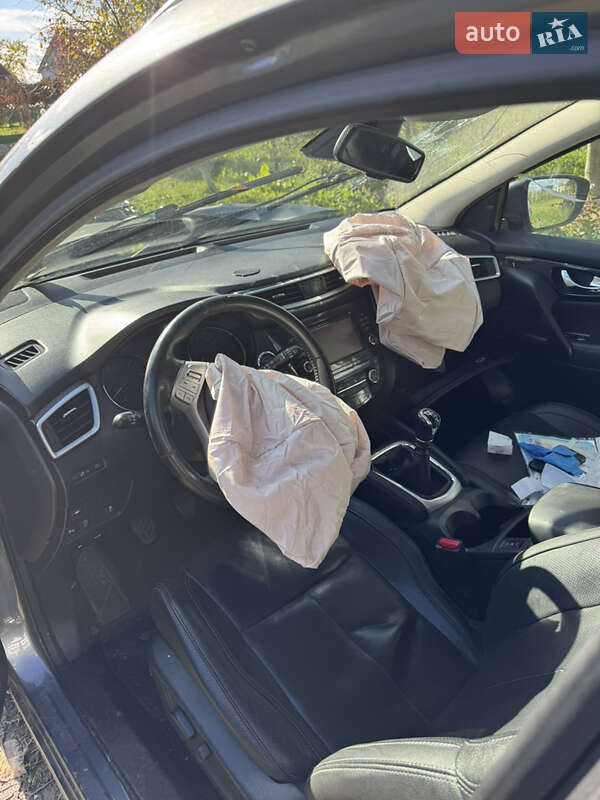 Внедорожник / Кроссовер Nissan Qashqai 2016 в Городке фото 12 Внедорожник / Кроссовер Nissan Qashqai 2016 в Городке