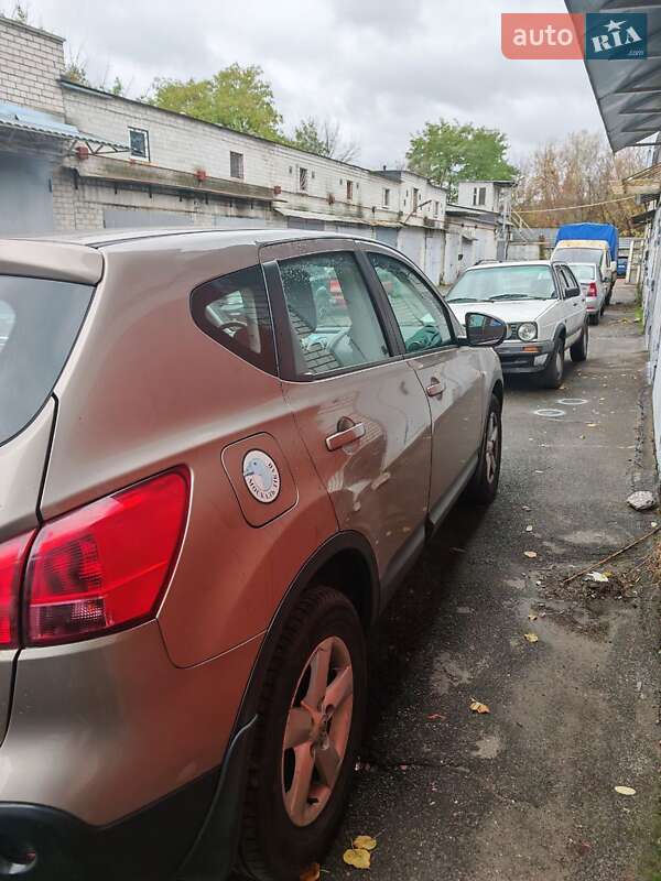 Внедорожник / Кроссовер Nissan Qashqai 2008 в Киеве