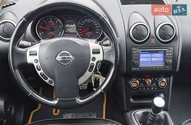 Внедорожник / Кроссовер Nissan Qashqai 2011 в 