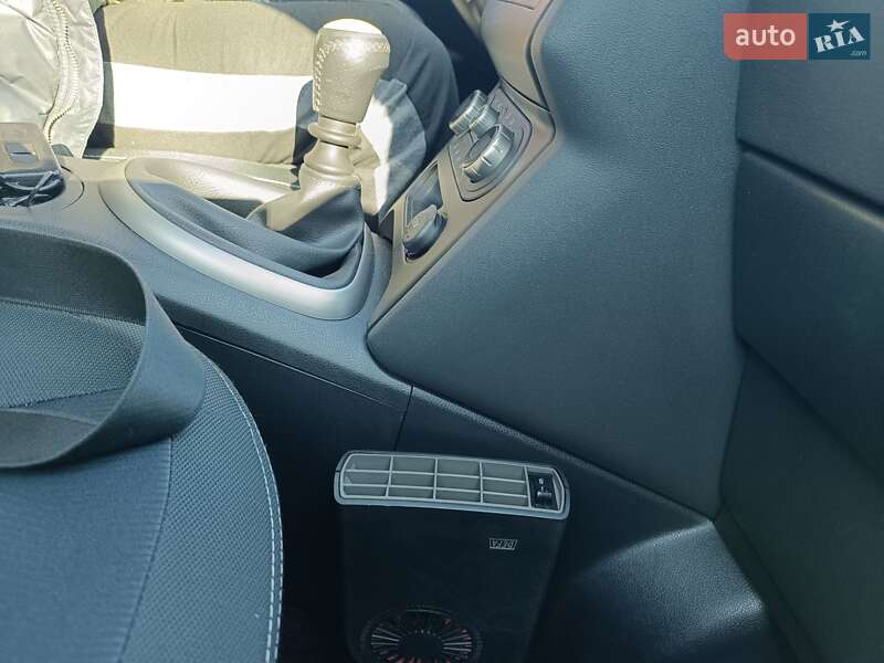 Внедорожник / Кроссовер Nissan Qashqai 2011 в Житомире фото 36 Внедорожник / Кроссовер Nissan Qashqai 2011 в Житомире