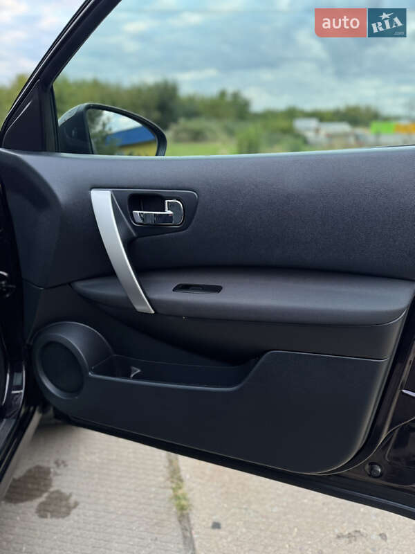 Внедорожник / Кроссовер Nissan Qashqai 2012 в Умани