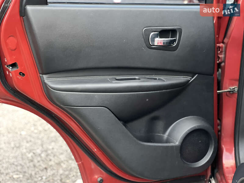 Позашляховик / Кросовер Nissan Qashqai 2008 в Києві фото 15 Позашляховик / Кросовер Nissan Qashqai 2008 в Києві