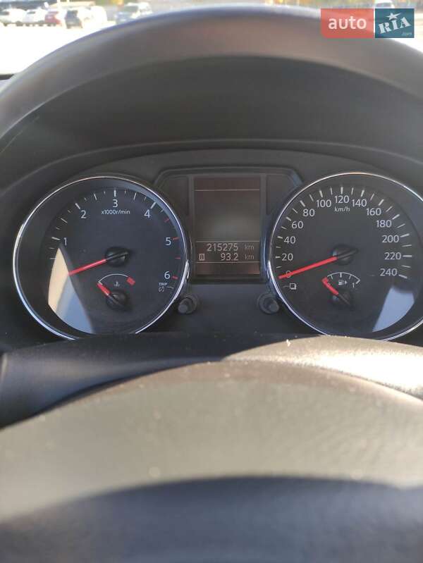 Внедорожник / Кроссовер Nissan Qashqai 2012 в Тернополе фото 2 Внедорожник / Кроссовер Nissan Qashqai 2012 в Тернополе