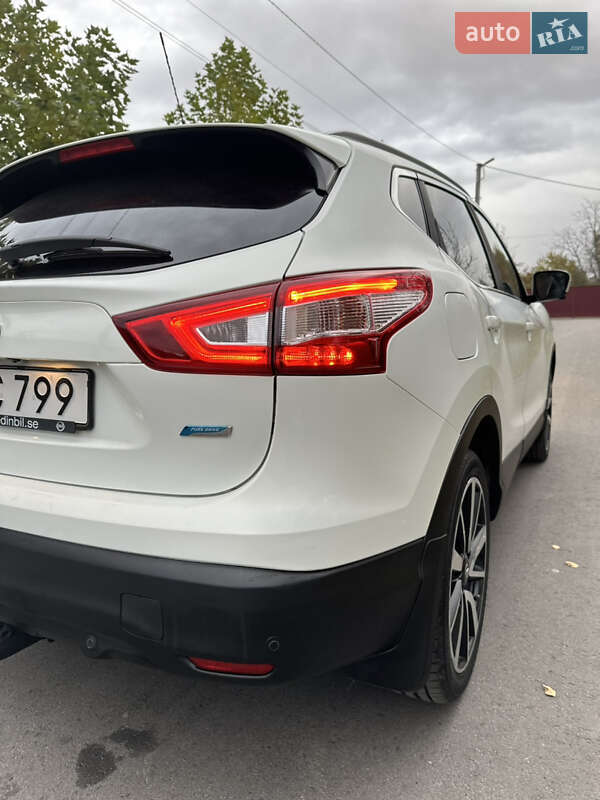 Внедорожник / Кроссовер Nissan Qashqai 2014 в Радивилове