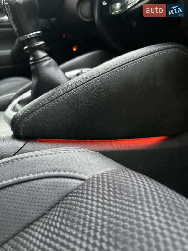 Внедорожник / Кроссовер Nissan Qashqai 2014 в Радивилове