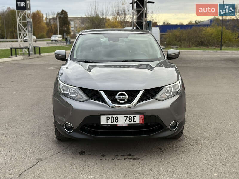 Внедорожник / Кроссовер Nissan Qashqai 2014 в Дубно