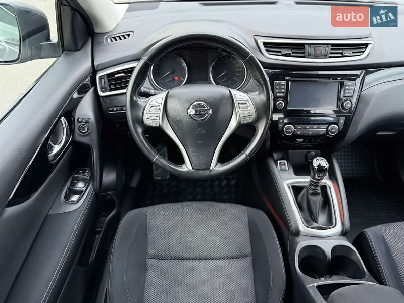 Внедорожник / Кроссовер Nissan Qashqai 2014 в Дубно