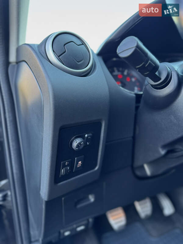 Позашляховик / Кросовер Nissan Qashqai 2011 в Івано-Франківську фото 12 Позашляховик / Кросовер Nissan Qashqai 2011 в Івано-Франківську