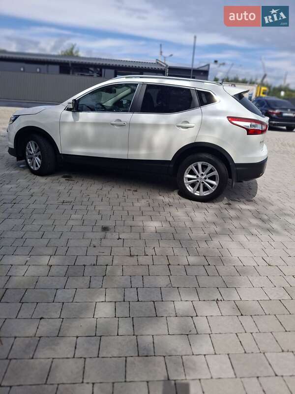 Внедорожник / Кроссовер Nissan Qashqai 2015 в Львове