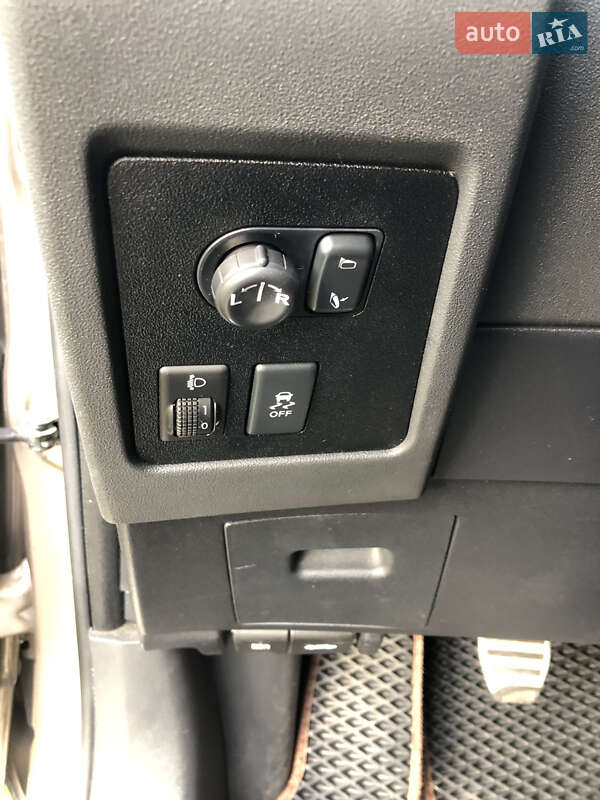 Внедорожник / Кроссовер Nissan Qashqai 2012 в Ужгороде фото 17 Внедорожник / Кроссовер Nissan Qashqai 2012 в Ужгороде