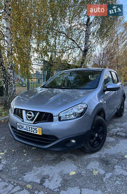 Позашляховик / Кросовер Nissan Qashqai 2010 в Львові