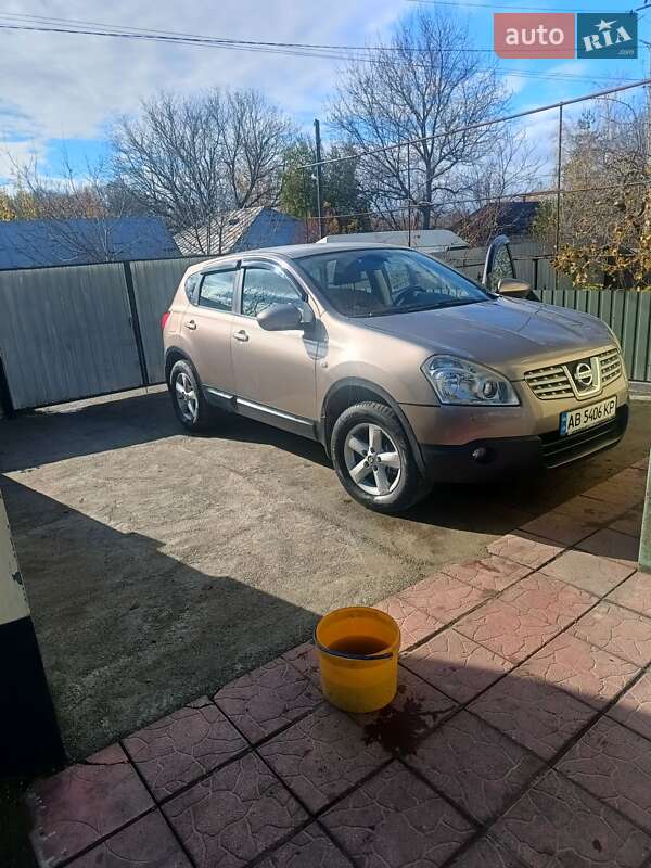 Внедорожник / Кроссовер Nissan Qashqai 2010 в Виннице