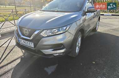 Позашляховик / Кросовер Nissan Qashqai 2017 в Луцьку