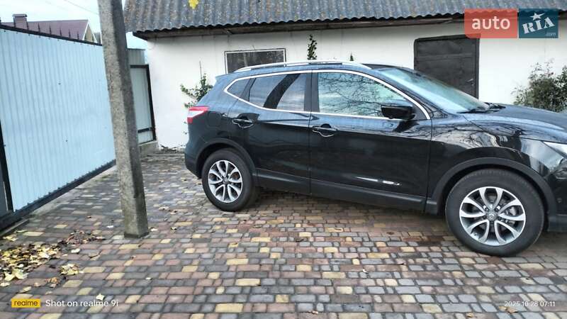 Внедорожник / Кроссовер Nissan Qashqai 2015 в Житомире