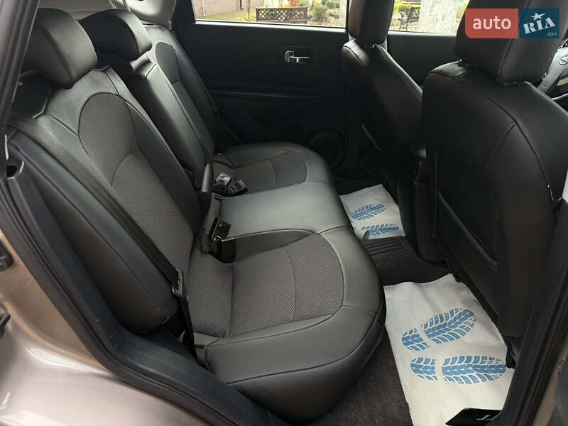 Внедорожник / Кроссовер Nissan Qashqai 2012 в Тячеве