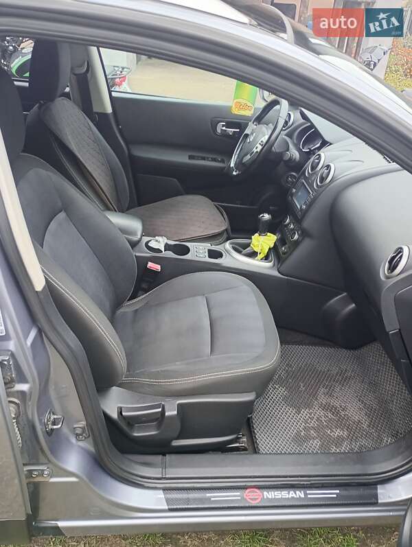 Позашляховик / Кросовер Nissan Qashqai 2010 в Переяславі