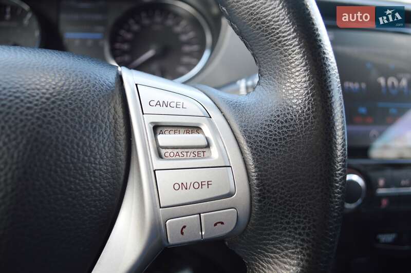 Внедорожник / Кроссовер Nissan Qashqai 2015 в Одессе