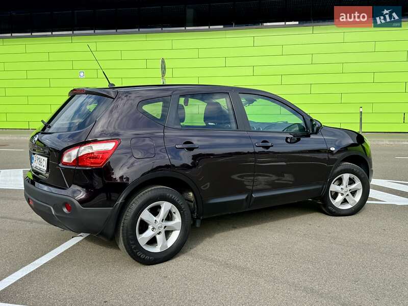 Внедорожник / Кроссовер Nissan Qashqai 2013 в Киеве