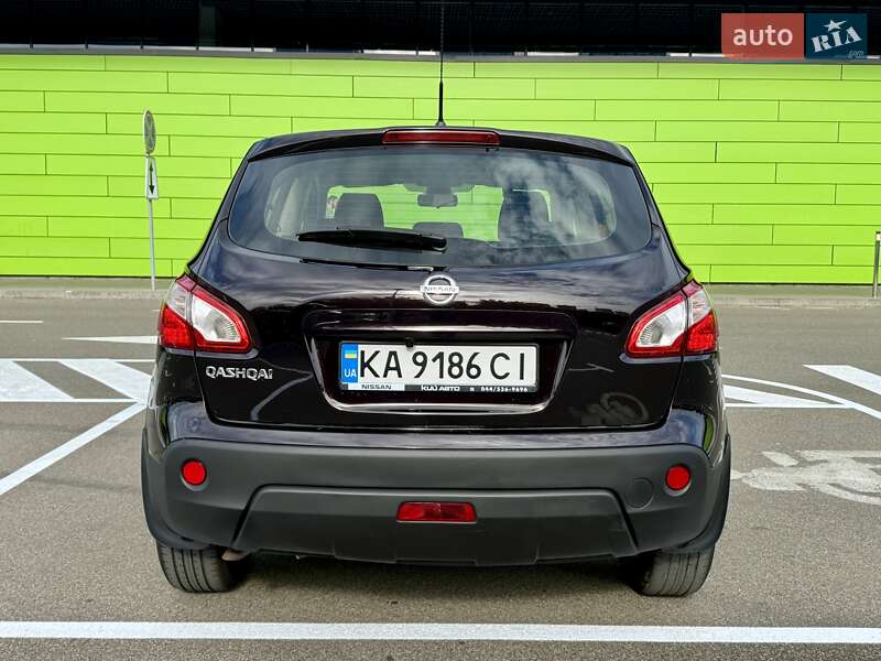 Внедорожник / Кроссовер Nissan Qashqai 2013 в Киеве