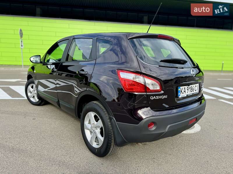 Внедорожник / Кроссовер Nissan Qashqai 2013 в Киеве