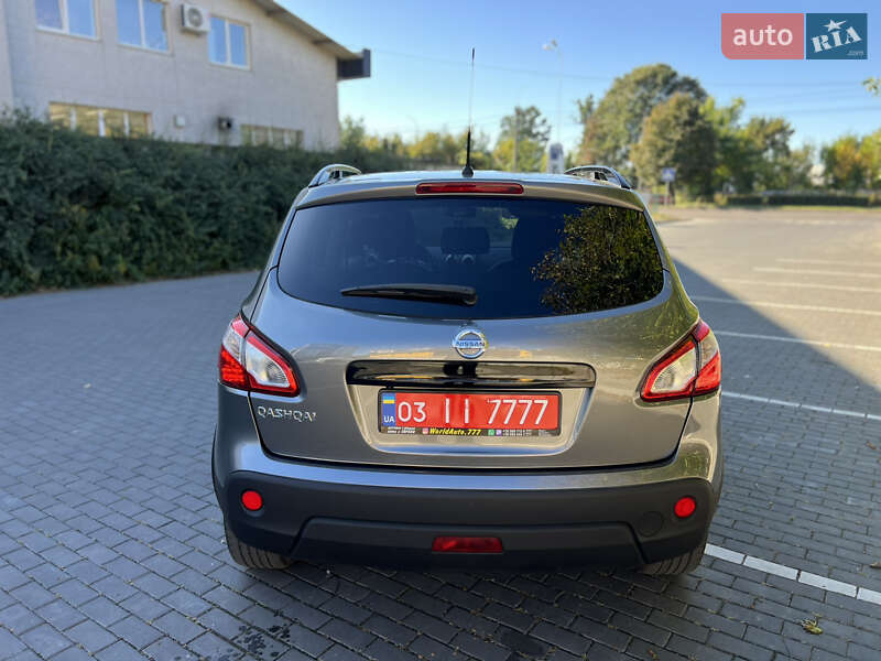 Внедорожник / Кроссовер Nissan Qashqai 2013 в Луцке
