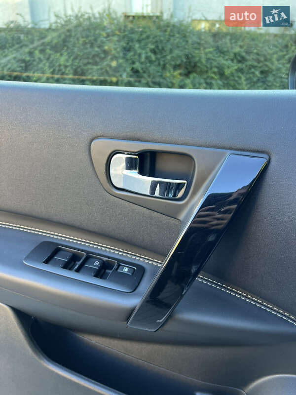 Внедорожник / Кроссовер Nissan Qashqai 2013 в Луцке