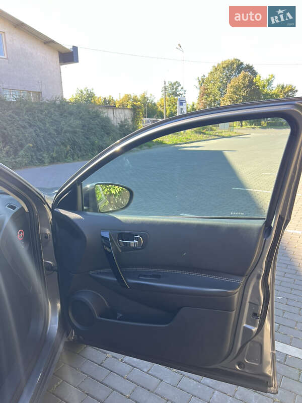 Внедорожник / Кроссовер Nissan Qashqai 2013 в Луцке