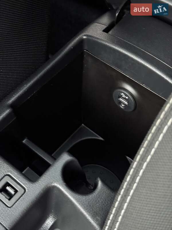 Внедорожник / Кроссовер Nissan Qashqai 2012 в Стрые