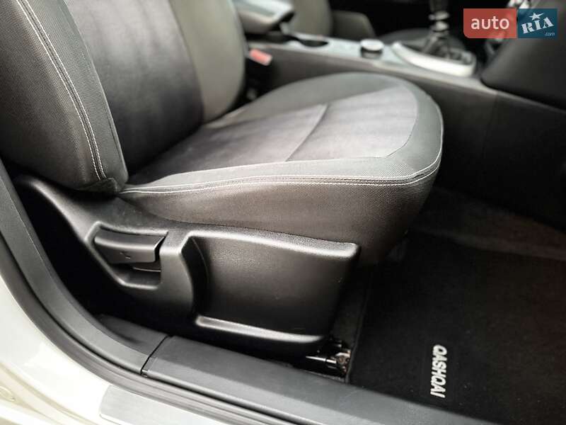 Внедорожник / Кроссовер Nissan Qashqai 2012 в Стрые