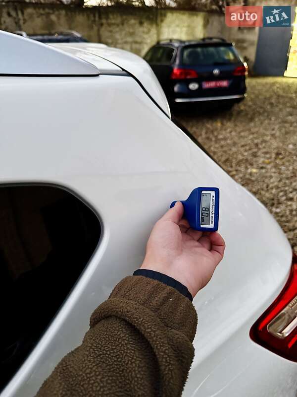 Внедорожник / Кроссовер Nissan Qashqai 2012 в Стрые