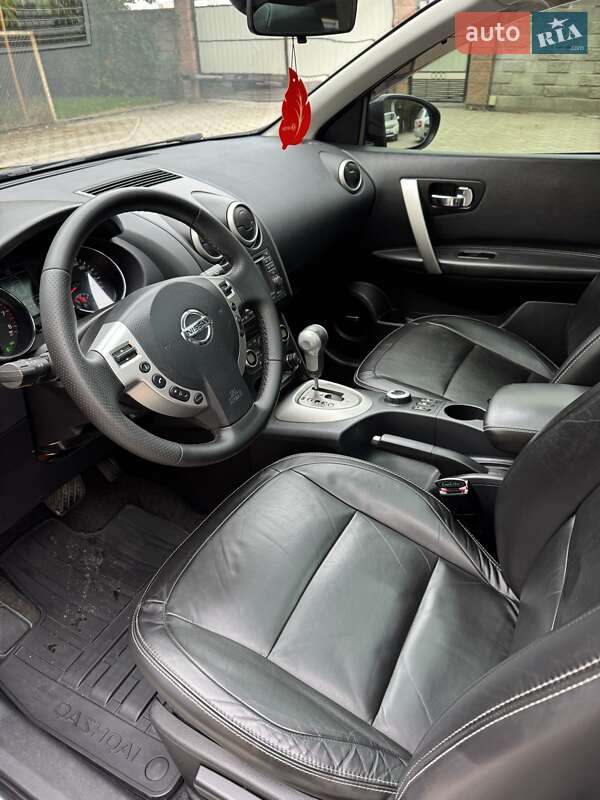 Внедорожник / Кроссовер Nissan Qashqai 2010 в Ровно