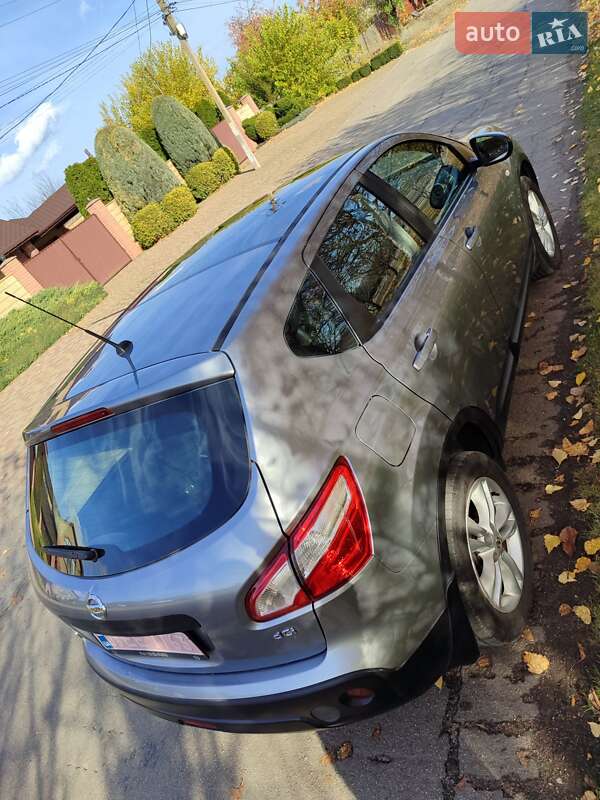 Внедорожник / Кроссовер Nissan Qashqai 2011 в Запорожье