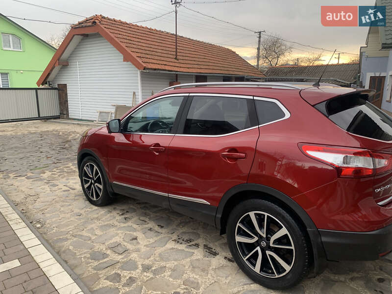 Внедорожник / Кроссовер Nissan Qashqai 2014 в Волчковцы