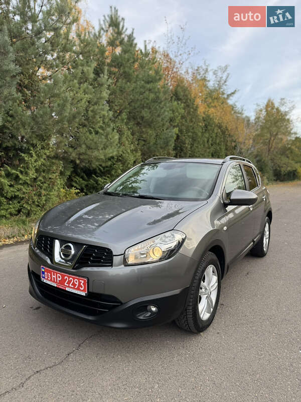 Внедорожник / Кроссовер Nissan Qashqai 2012 в Ровно