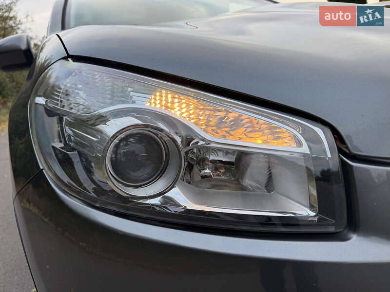 Внедорожник / Кроссовер Nissan Qashqai 2012 в Ровно