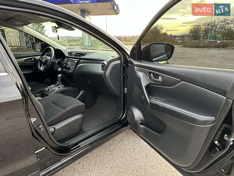 Позашляховик / Кросовер Nissan Qashqai 2021 в Бродах