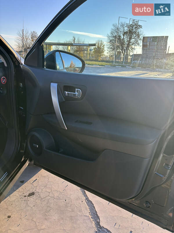 Внедорожник / Кроссовер Nissan Qashqai 2011 в Первомайске