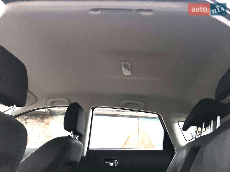 Внедорожник / Кроссовер Nissan Qashqai 2011 в Коростене фото 35 Внедорожник / Кроссовер Nissan Qashqai 2011 в Коростене