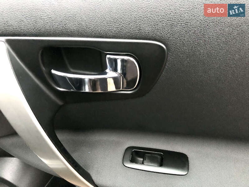 Внедорожник / Кроссовер Nissan Qashqai 2011 в Коростене фото 51 Внедорожник / Кроссовер Nissan Qashqai 2011 в Коростене