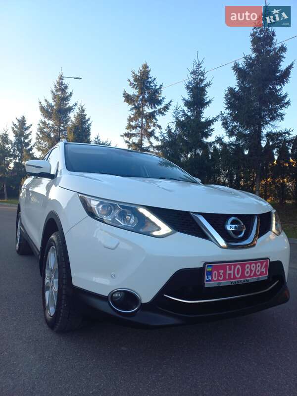 Позашляховик / Кросовер Nissan Qashqai 2015 в Тернополі фото 8 Позашляховик / Кросовер Nissan Qashqai 2015 в Тернополі
