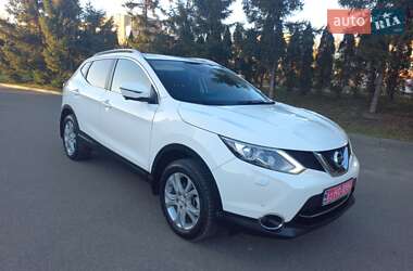 Внедорожник / Кроссовер Nissan Qashqai 2015 в Тернополе