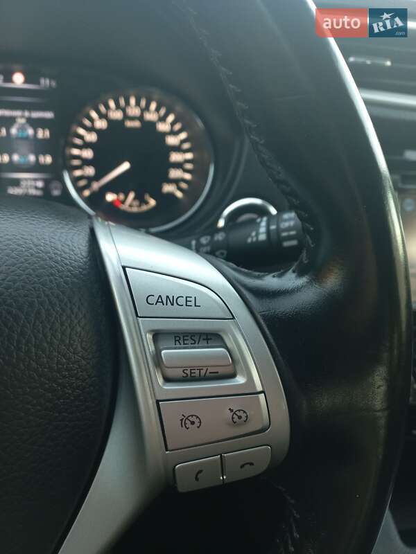 Позашляховик / Кросовер Nissan Qashqai 2015 в Тернополі фото 32 Позашляховик / Кросовер Nissan Qashqai 2015 в Тернополі