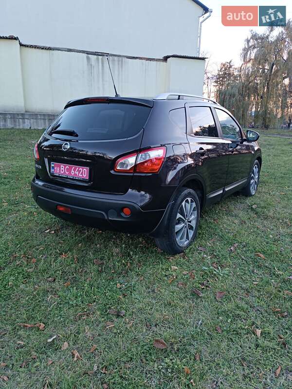 Позашляховик / Кросовер Nissan Qashqai 2010 в Вінниці