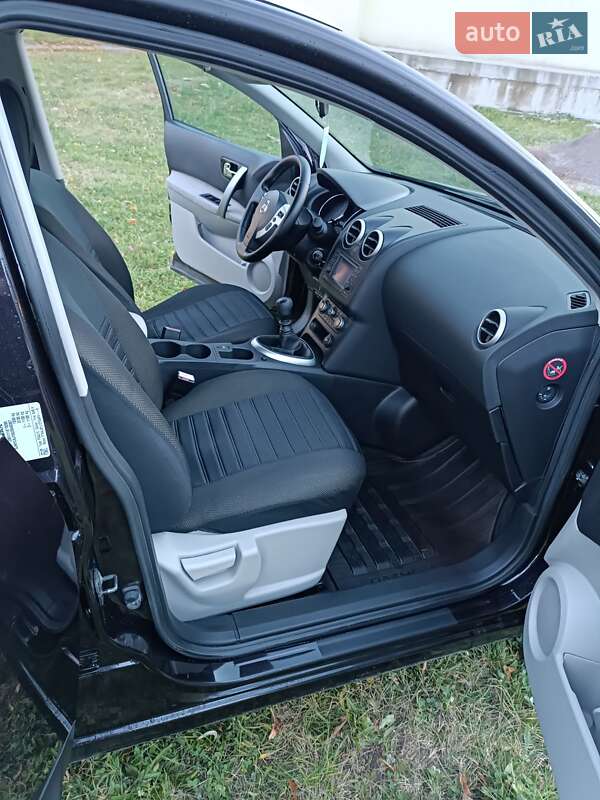 Позашляховик / Кросовер Nissan Qashqai 2010 в Вінниці
