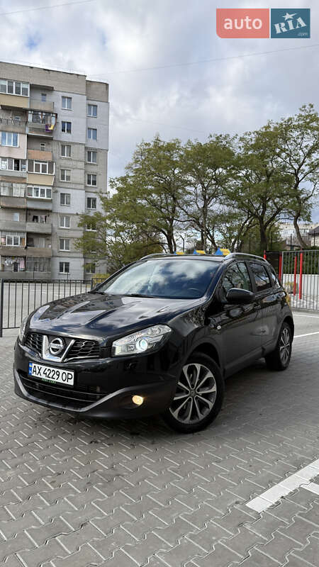 Внедорожник / Кроссовер Nissan Qashqai 2013 в Фастове