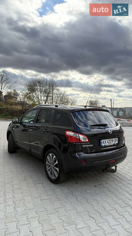 Внедорожник / Кроссовер Nissan Qashqai 2013 в Фастове