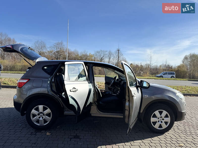 Внедорожник / Кроссовер Nissan Qashqai 2012 в Львове