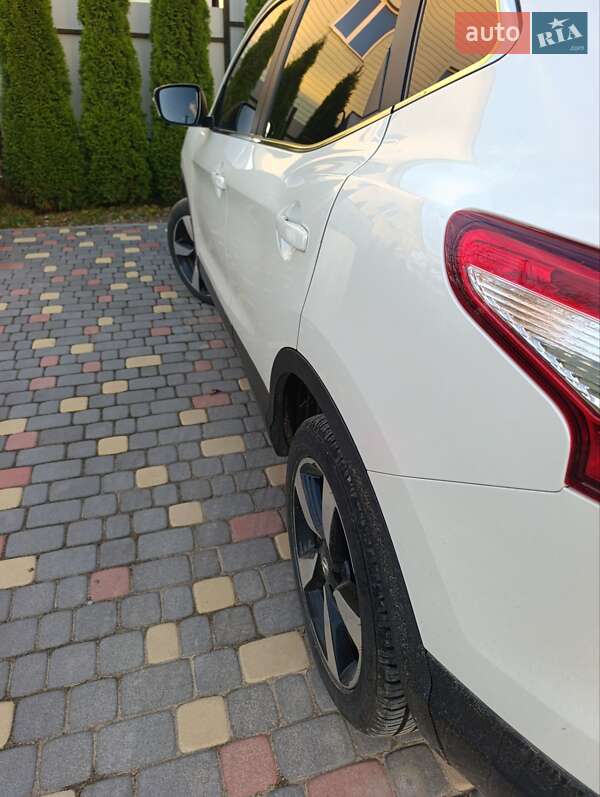 Внедорожник / Кроссовер Nissan Qashqai 2017 в Самборе